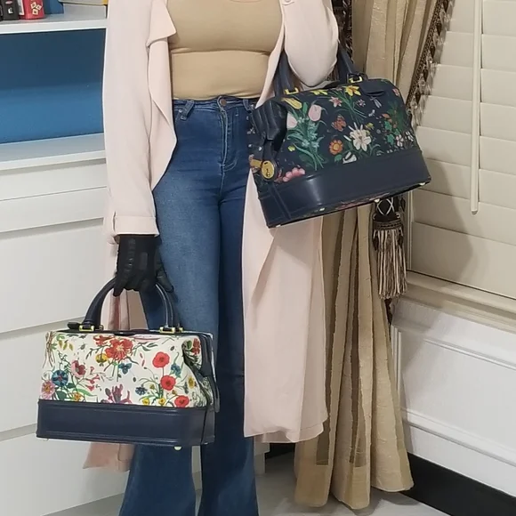 Vintage Rare Gucci White Flora Train case style Boston Vanity handbag - Picture 4 of 16